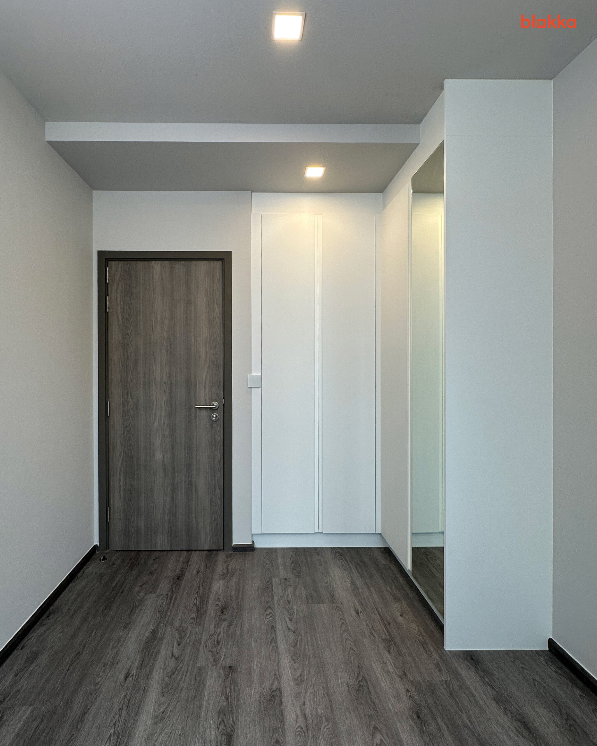 Walk-in closet บิวต์อิน คอลเลคชั่น Vibe Series-01
